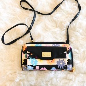 NWOT Betsey Johnson Cross Body Bag